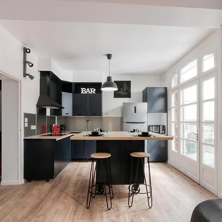 Holiday home Magnifique Maison Familiale Pleine De Charme Evreux